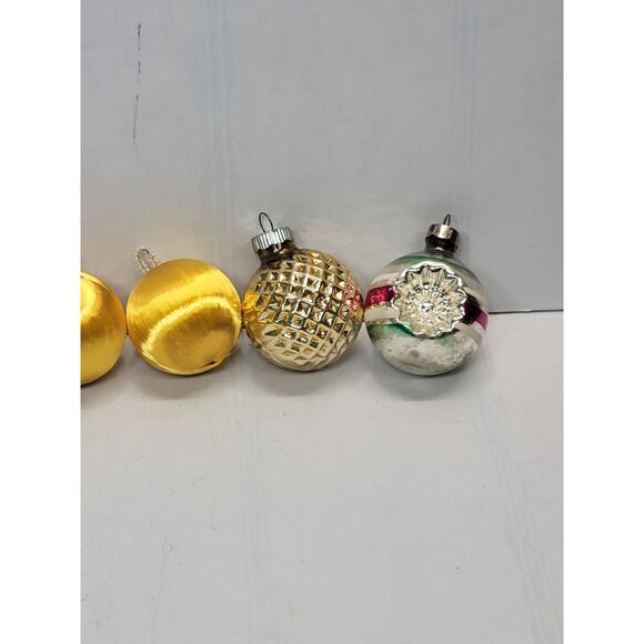 7 MCM Vintage Christmas Tree Ornaments, Assorted Bulbs - Picture 4 of 4